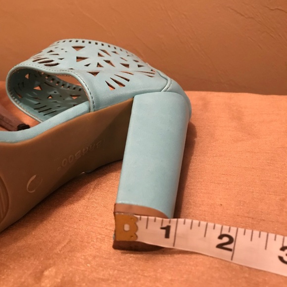 ✨ Women’s Bamboo Heel - Size 8 1/2 💜 - Picture 6 of 6